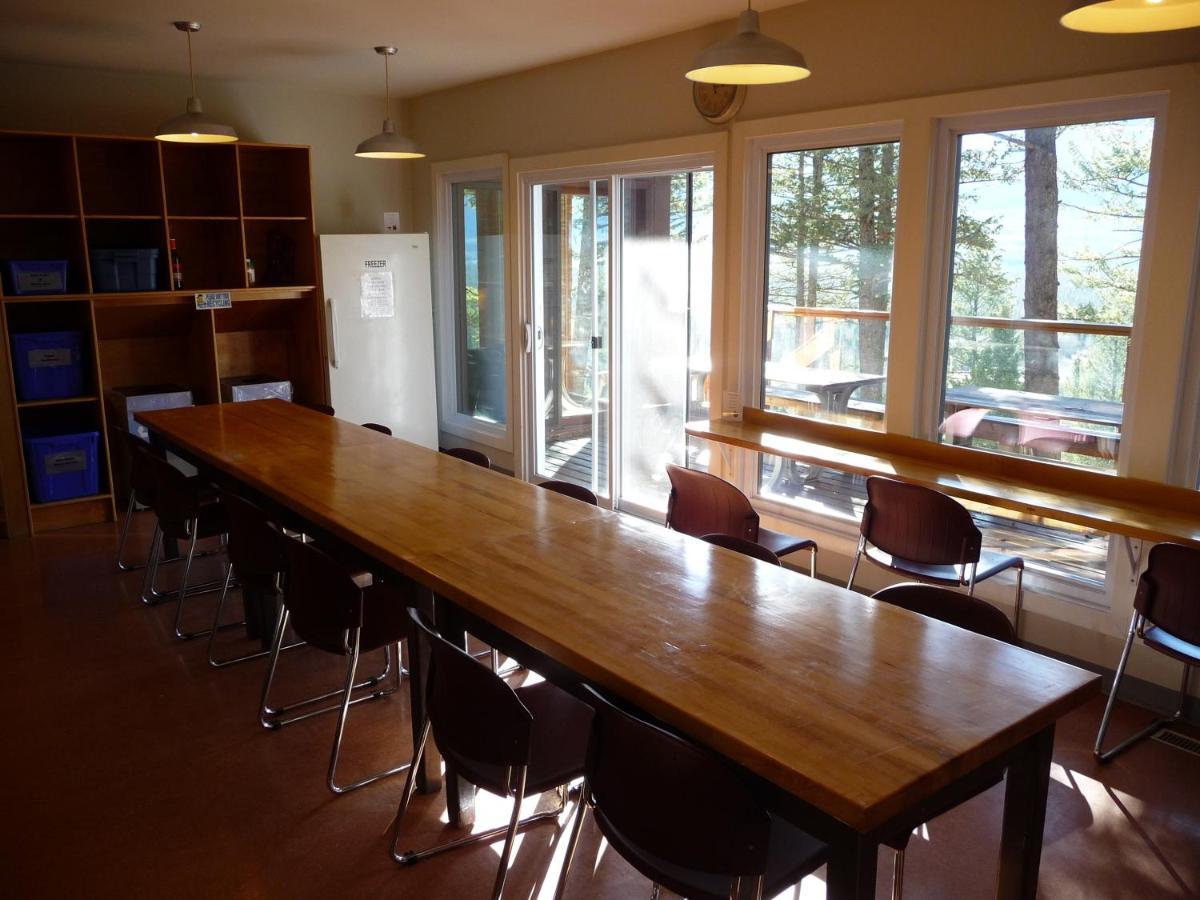 Canmore Alpine Hostel - Alpine Club Of Canada Exteriör bild